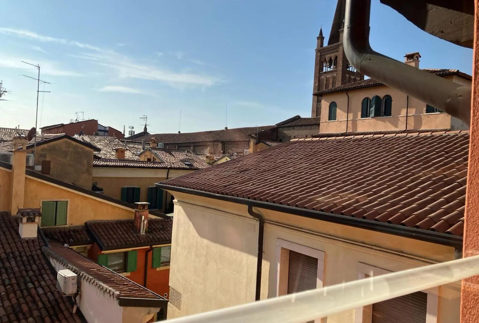 Via Fama, 7, Vista Sui Tetti Di 베로나